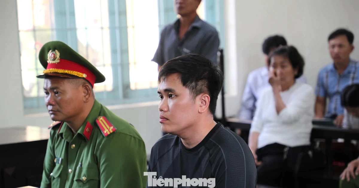 Thắt chặt an ninh phiên tòa xét xử tài xế gây tai nạn khiến nữ sinh 14 tuổi tử vong