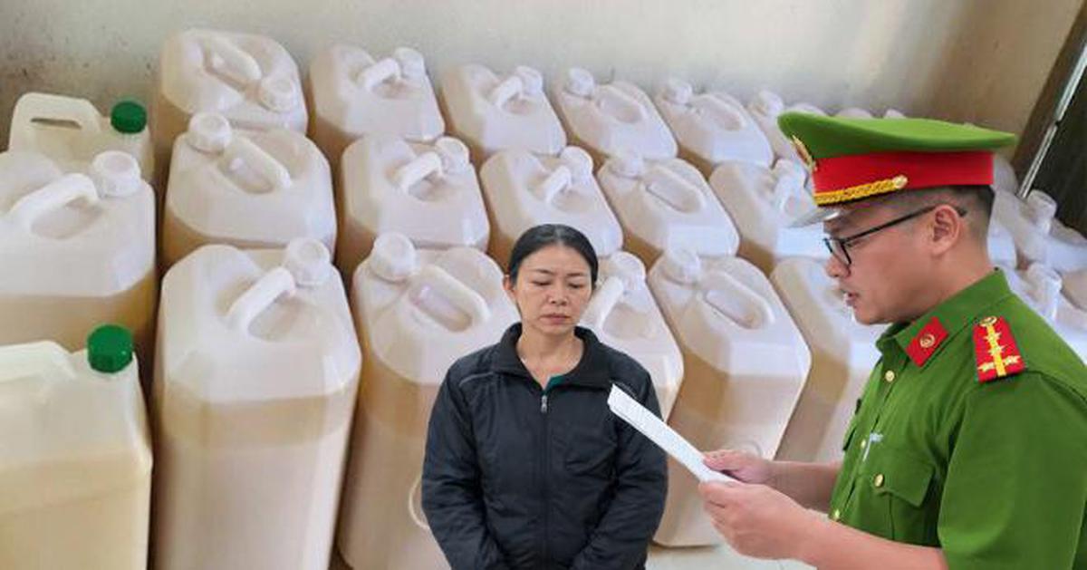 Ra quyết định khởi tố người phụ nữ bán rượu Lưu Thị Thủy SN 1974