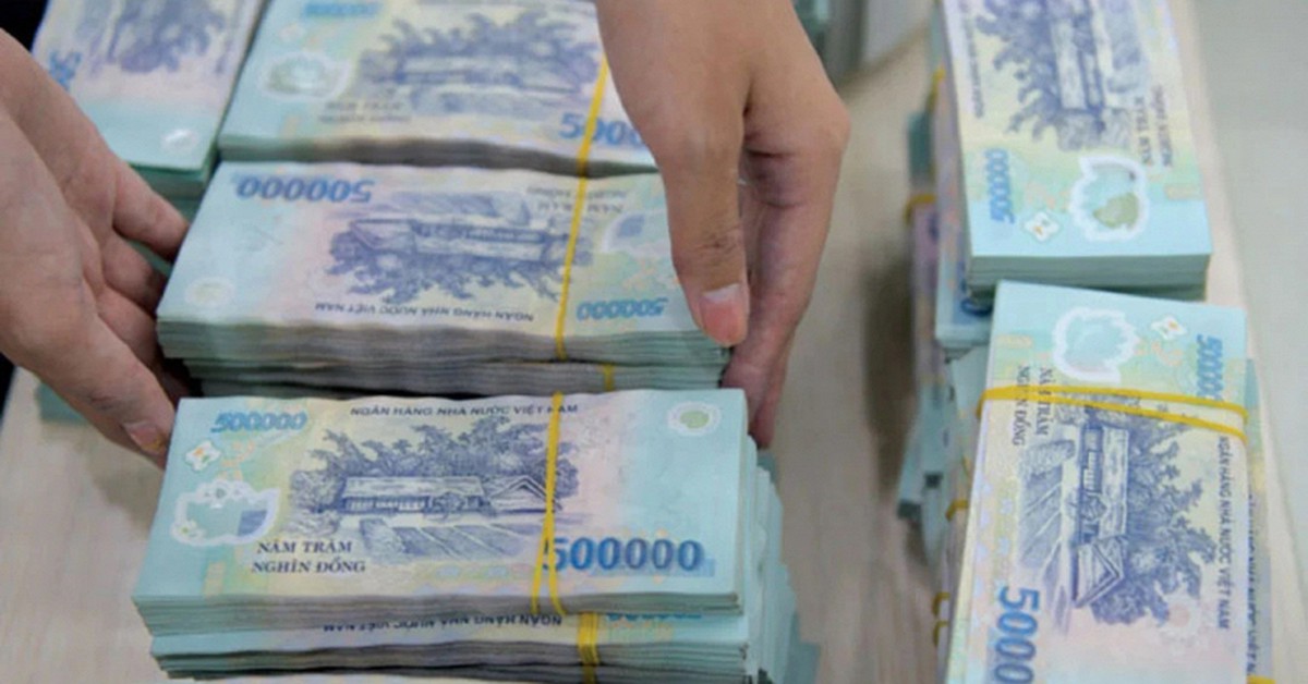 Công an rà soát giao dịch 485.000.000 đồng chuyển khoản của 1 lãnh đạo công ty ở Hà Nội