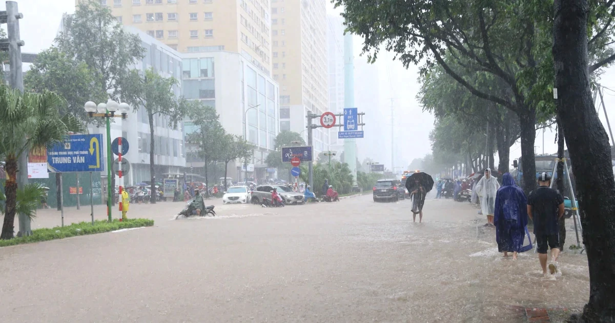 Vì sao dự án hồ điều hòa hơn 600 tỷ đồng hoàn thành, đường huyết mạch vẫn ngập?