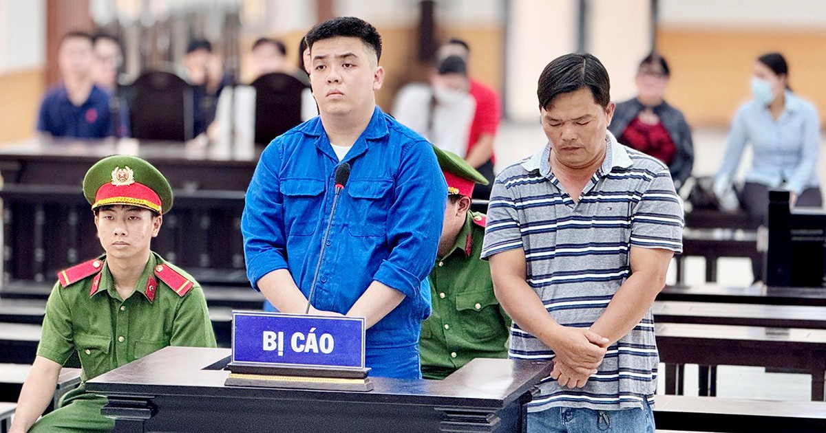 Nhân viên ngân hàng Nguyễn Hoàng Phúc SN 1999 lĩnh án tù