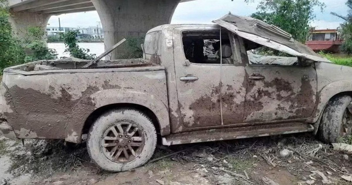 Vụ phát hiện xương người trong xe bán tải nằm dưới kênh: Từng có người đăng lên mạng truy tìm chiếc xe