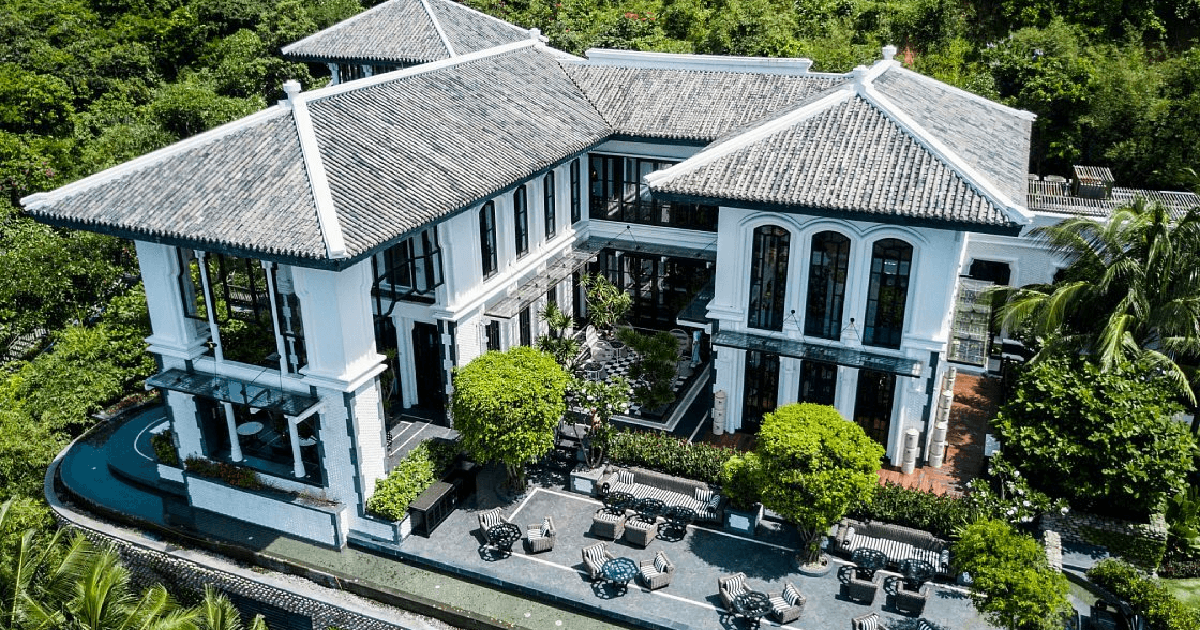 Khu nghỉ dưỡng 7 lần được Oscar du lịch vinh danh do Sun Group đầu tư có nhà hàng từng lọt Top 10 nhà hàng tốt nhất thế giới, do "phù thủy kiến trúc" thiết kế