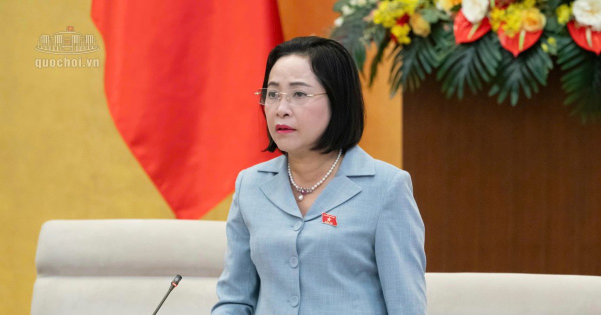 Đề xuất cấm toàn diện thuốc lá điện tử, thuốc lá nung nóng từ năm 2027