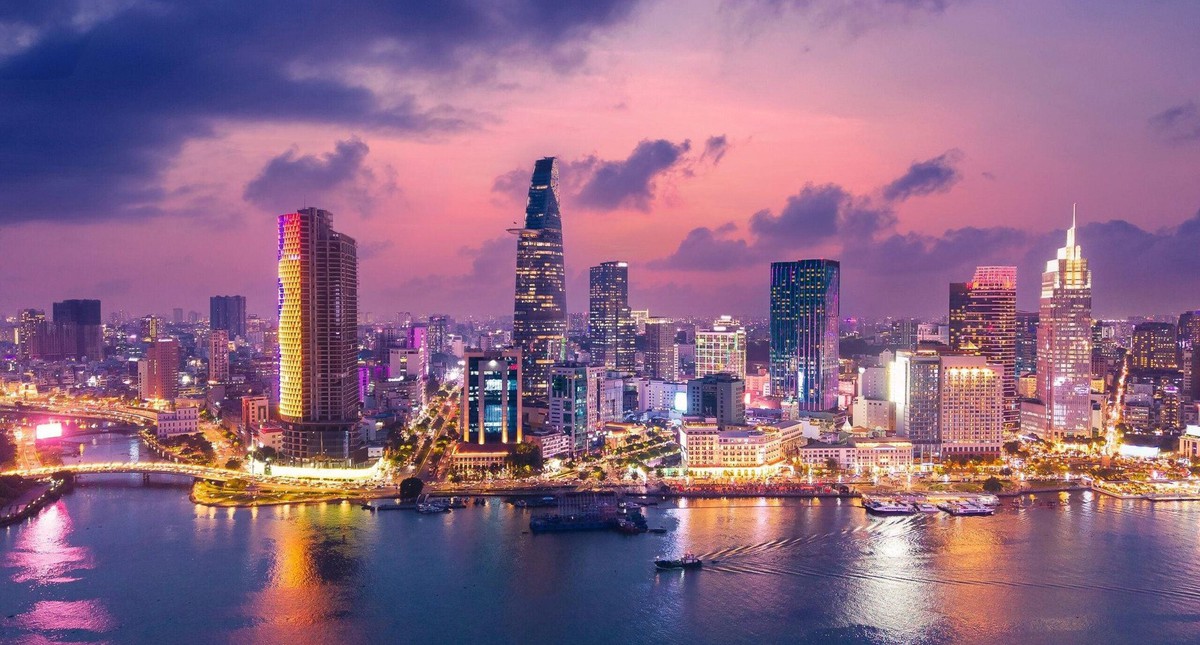 Nhìn vào việc Vingroup, Petrovietnam, Viettel… nộp thuế lớn nhất cả nước, vỡ ra nhiều chuyện