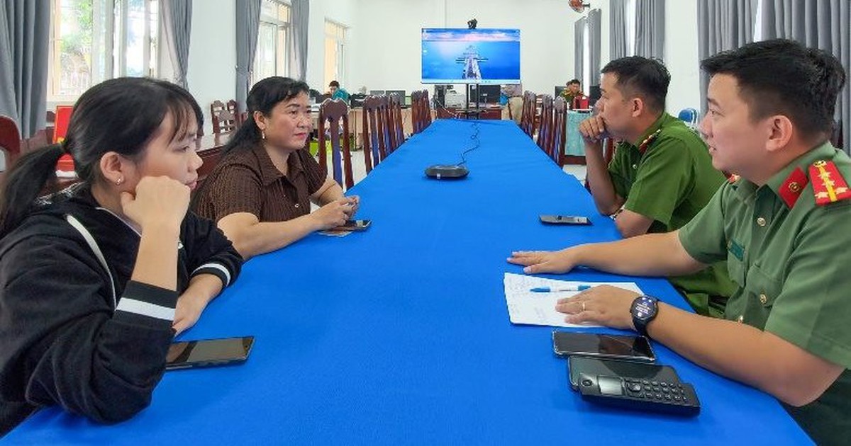 Tài khoản ngân hàng phát sinh giao dịch 20 triệu, 20.000, 10.000 đồng..., người phụ nữ phải đến Công an làm việc