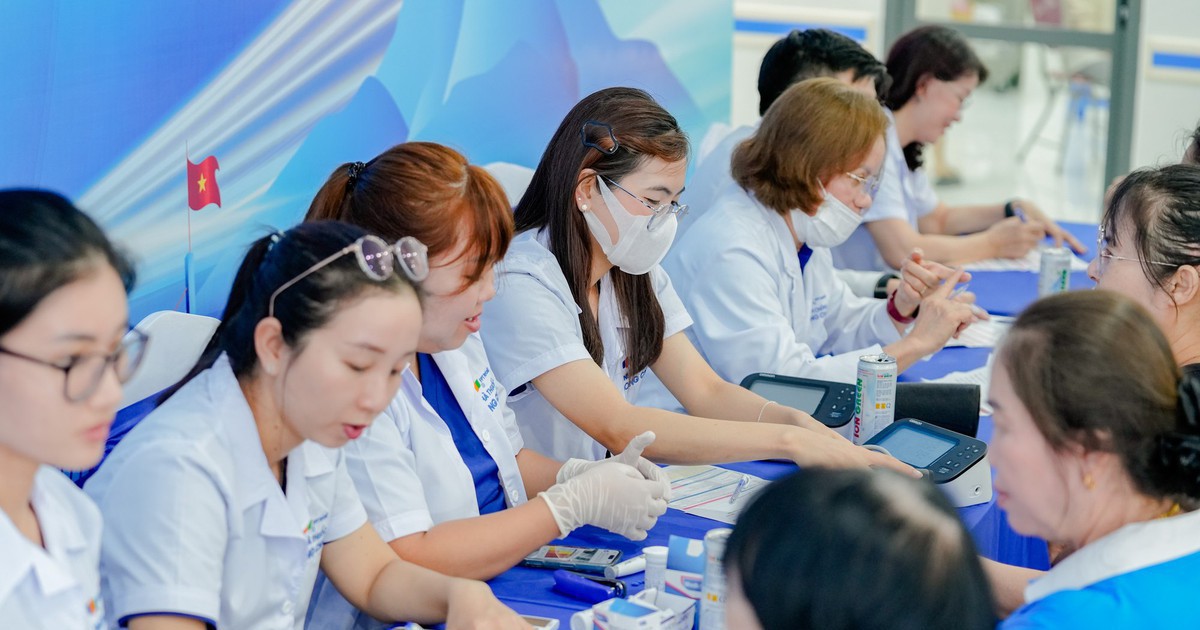 Đưa dịch vụ y tế chất lượng đến “gần dân, sát dân” hơn: Hàng trăm phụ nữ Côn Đảo được tầm soát ung thư miễn phí