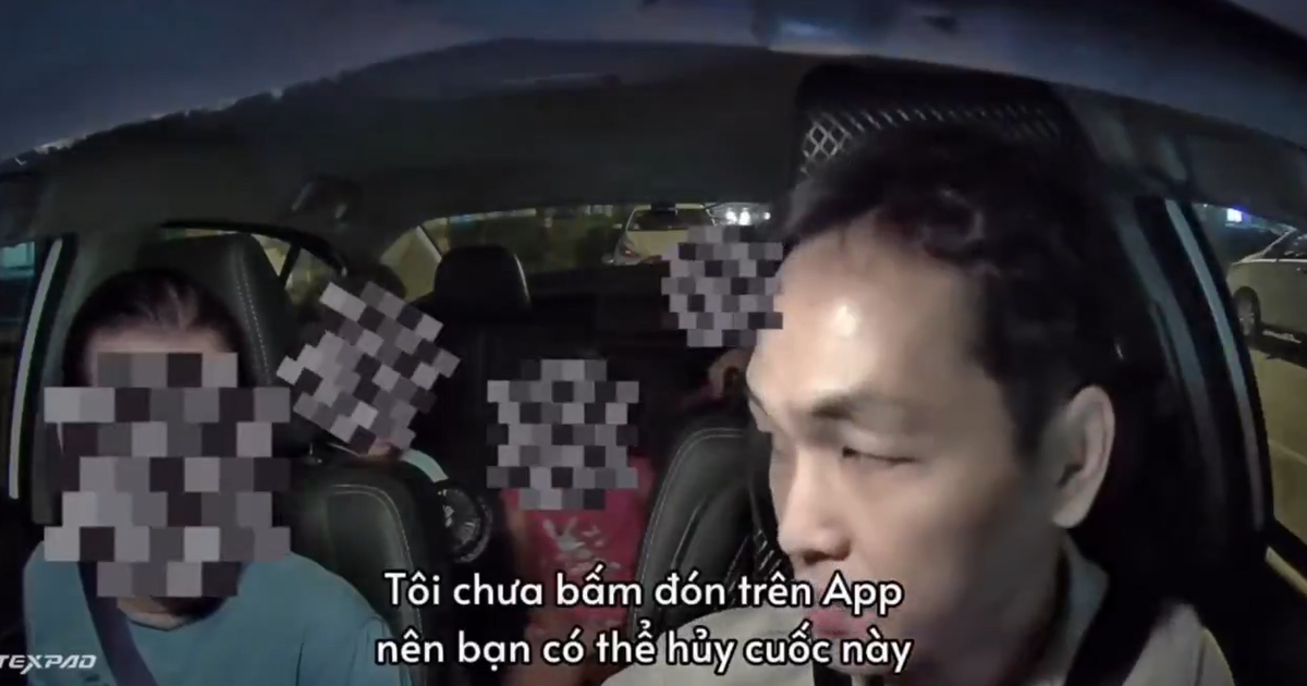 Tài xế ở Đà Nẵng bất ngờ khuyên du khách nước ngoài hủy cuốc xe, nhận "mưa lời khen" từ dân mạng