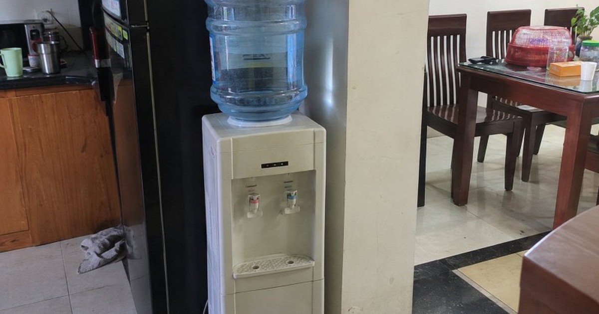 5 lời khuyên cho tất cả các gia đình đang dùng cây nước nóng lạnh