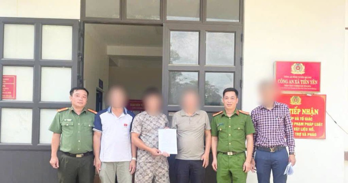 Chuyển khoản thành công 499.000.000 đồng, người đàn ông ở Quảng Ninh lập tức trình báo công an