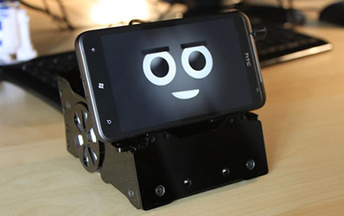 SmartBot - Robot smartphone thân thiện và dễ thương
