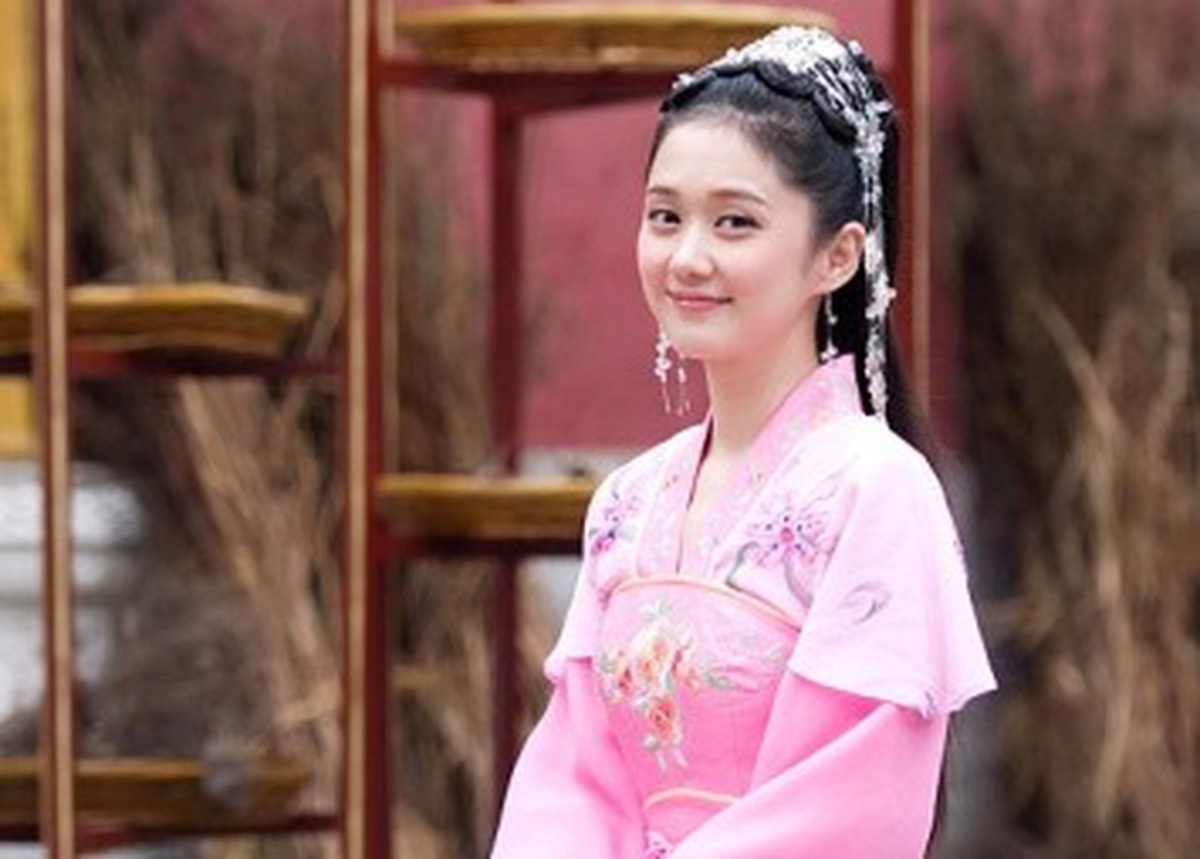 Jang Nara 