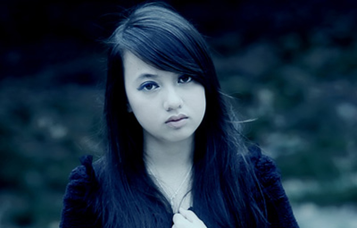 Xuân Nghi tung trailer MV như phim kinh dị