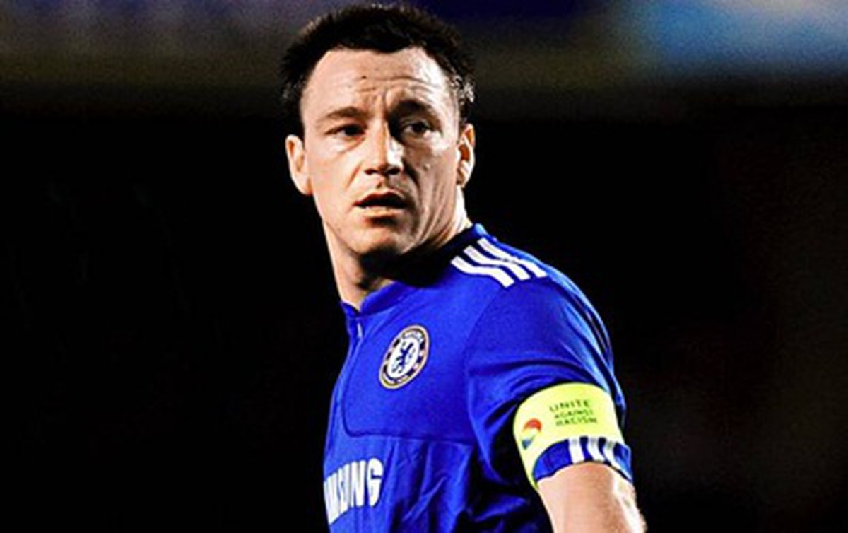Vừa ăn phạt, Terry đã... chống phân biệt chủng tộc