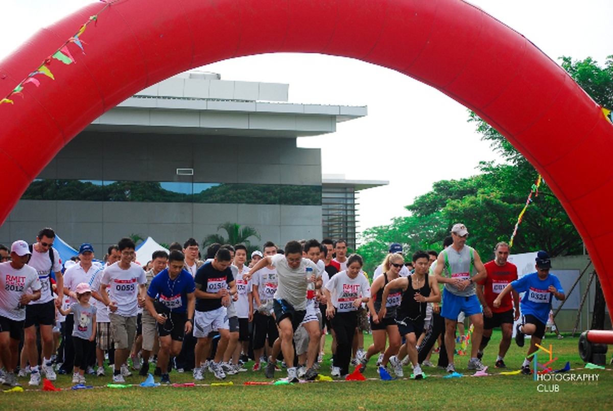 Đại học Quốc tế RMIT tổ chức Fun run 2013