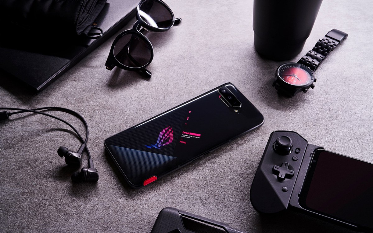 Loạt smartphone gaming giảm giá cuối năm khiến game thủ đứng ngồi không yên