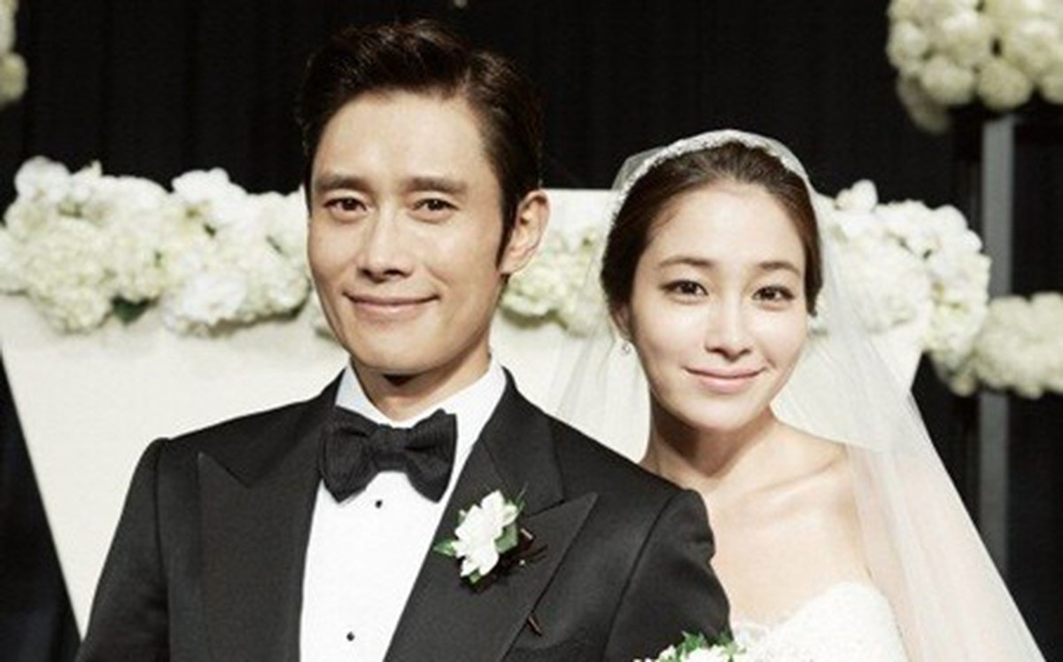 lee-byung-hun-v-lee-min-jung-r-ng-r-trong-m-c-i-th-k