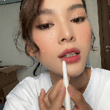 Quỳnh Lương bật mí 3 thỏi son tông hồng &quot;chân ái&quot;, tiện dạy chị em cách tô son để &apos;&apos;khử thâm&apos;&apos; môi