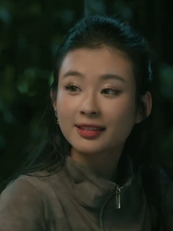 Hóa ra con gái ông trùm hot nhất Việt Nam là thế này: Visual đến thần thái đều quá bén!