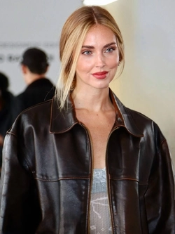 Chiara Ferragni - thần tượng Instagram ngã ngựa: Ăn chặn hơn 60 tỷ tiền từ thiện, chồng ngoại tình suốt 7 năm kết hôn