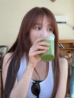 Thái tử phi đẹp nhất Hàn Quốc tuổi 41 vẫn trẻ măng, dáng nuột nà nhờ đâu?