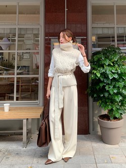 4 mẫu quần công sở giúp bạn mặc đẹp suốt năm 2026