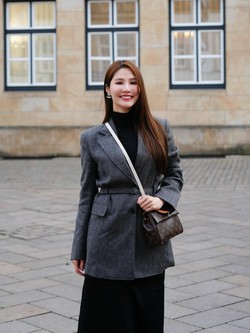 Một mẹ bỉm sữa Vbiz có phong cách xuất sắc thế này mà giờ mới để ý