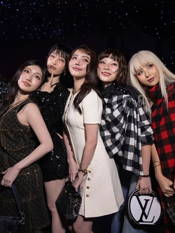 Loạt ảnh chưa được công bố bên trong siêu sự kiện Louis Vuitton: HIEUTHUHAI hát quá tình và tương tác hiếm có của dàn sao xịn