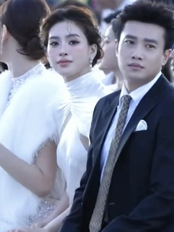 Đẹp đôi nhất lúc này: Mỹ nhân nghìn năm có một và tổng tài Quốc Trường xuất sắc hơn cổ tích