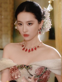 Đạo nhái Lưu Diệc Phi