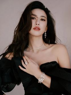 “Công chúa Bắc Kinh” chạm mốc 80kg sau sinh, giảm 25kg không cần tập thể dục khắc nghiệt