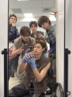 CORTIS: Hội "trẻ trâu" đang định nghĩa lại thời trang của các "boy phố"