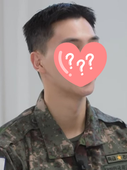 MXH nóng lên với diện mạo nam quân nhân đẹp trai nhất Hàn Quốc lúc này