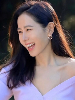 Không cần botox hay filler, đây chính là cách tăng sinh collagen tự nhiên, vết chân chim và nếp nhăn mắt cũng bị xóa mờ