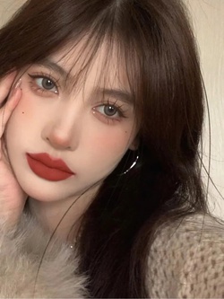 Có hãng son cứ trời lạnh là chiếm sóng MXH: Quá nhiều màu hot trend, lên môi slay thôi rồi!