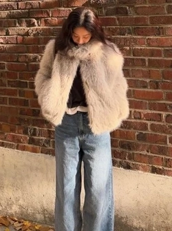 Sao Hàn ngoài 40 đều hack tuổi siêu đỉnh nhờ 5 món thời trang