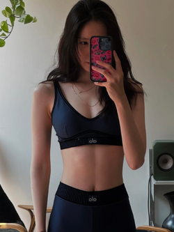 "Nữ hoàng legging" Hàn Quốc duy trì eo thon bụng phẳng bằng 1 loại nước