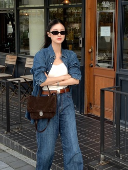 4 cách mặc quần jeans cho nàng thích phong cách tối giản