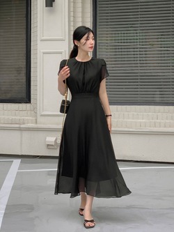 4 xu hướng thời trang công sở chị em nhất định nên biết nếu muốn mặc đẹp hơn trong năm mới