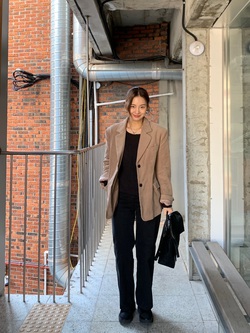 Thời tiết này mặc áo blazer là đẹp nhất: 5 công thức muốn áp dụng suốt Tết không chán