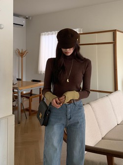 Mặc quần jeans mà muốn toát lên khí chất sang trọng, chị em chỉ cần 4 mẹo