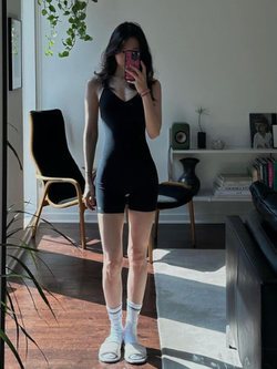 6 bài tập chỉ cần nằm cũng giúp eo thon, sạch ruột, phù hợp với nhân viên văn phòng