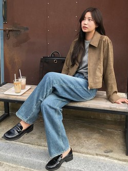 Nếu chỉ được sắm 4 đôi giày bệt trong năm 2026, thì đây là những kiểu có thể nâng tầm cả set đồ