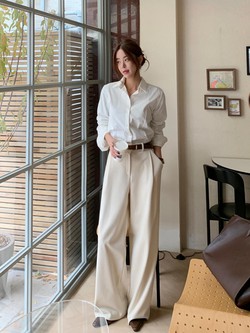 5 mẫu áo xuân hè đẹp hoàn hảo khi phối cùng quần ống rộng