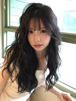 Không cần nhuộm màu, 5 xu hướng tóc đen hè 2026 sẽ giúp diện mạo của chị em trẻ trung và rất thanh lịch