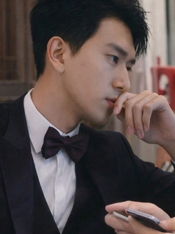 "Mũi gồ bay" và cuộc lật đổ thầm lặng của chuẩn đẹp Châu Á, đến đàn ông cũng phải xếp hàng "độ nhan"