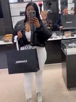 Ồn ào nhân viên Chanel xem thường phụ nữ da đen, cả dàn nhân vật máu mặt lên tiếng