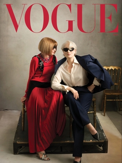 Bà trùm thời trang lần đầu tiên làm điều này sau 37 năm