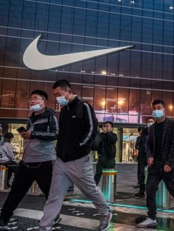 'Hai tỷ bàn chân' quay lưng với Nike: Cơn bĩ cực của gã khổng lồ Mỹ trước Li-Ning, Anta, CEO đau khổ thừa nhận phải tái thiết 100% mới mong sống sót