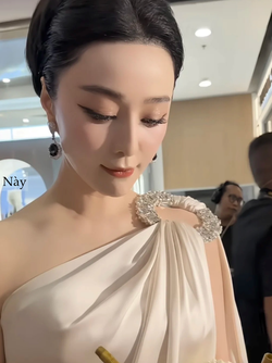 Nhan sắc thật và làn da thật của Phạm Băng Băng qua cam thường: Đẳng cấp không phải nói suông
